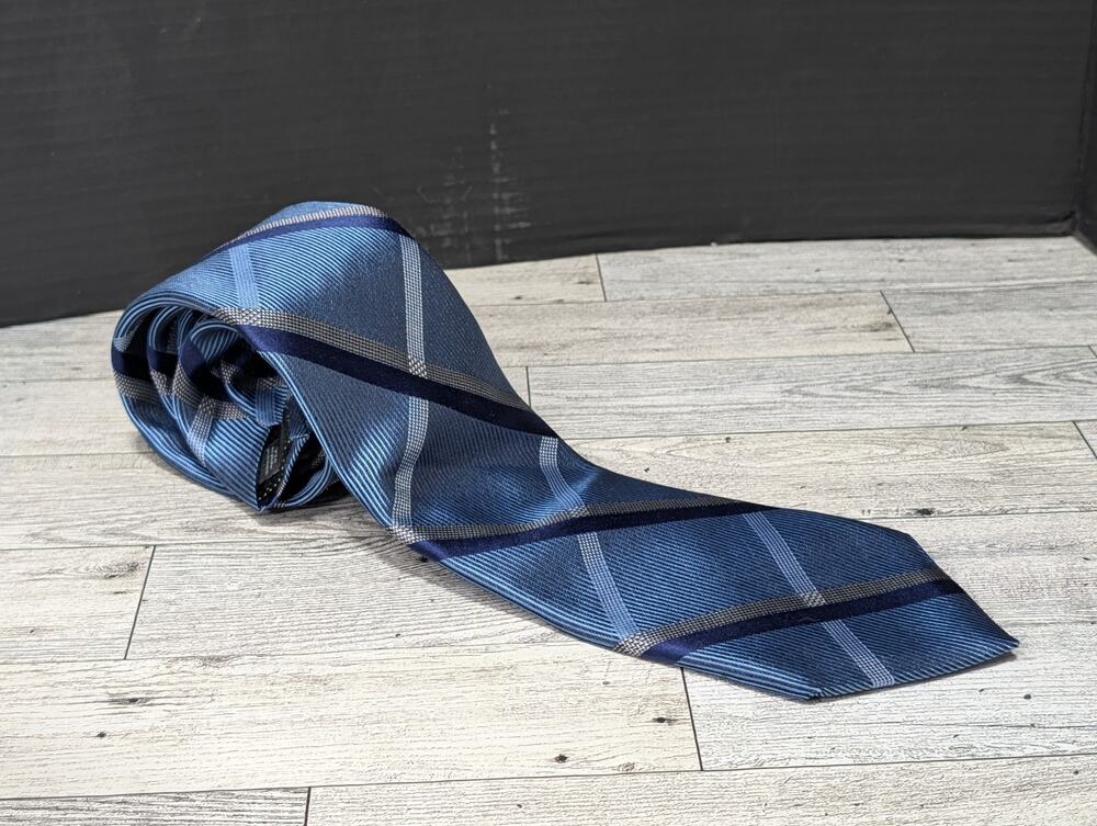 Michael Kors Men's Classic Neck Tie Blue Plaid Silk 62 Inches Read For Details
